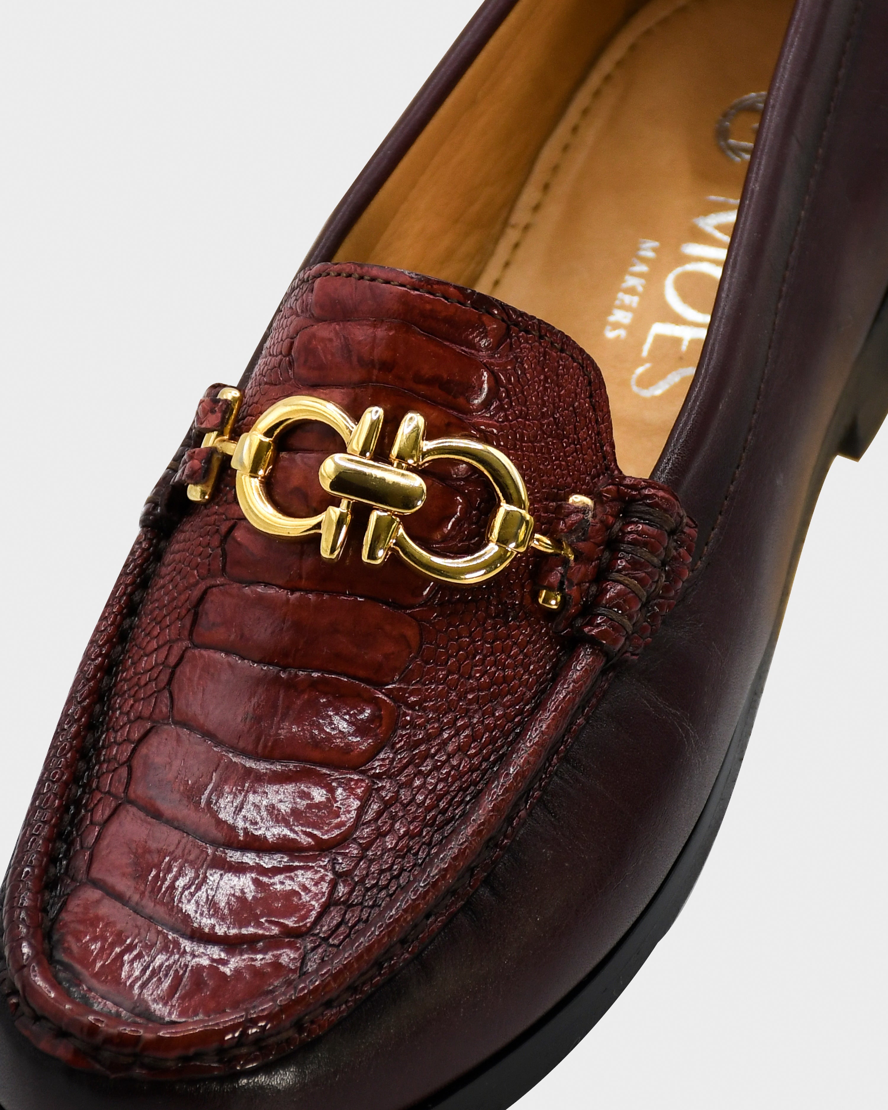 Mocasín Dama en piel con pata de avestruz- FLORENCIA