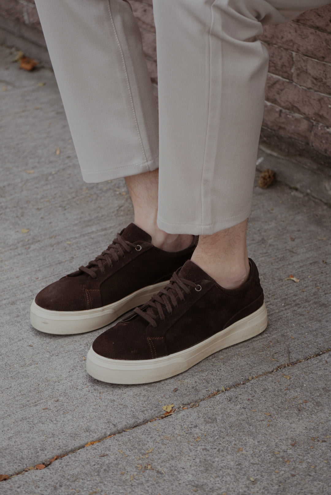 Sneakers Enzo - Piel gamuza chocolate